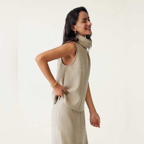 OGL FuzzLuxe Turtle Neck Split Hem Top Heather Morganite - Picture 2 of 4